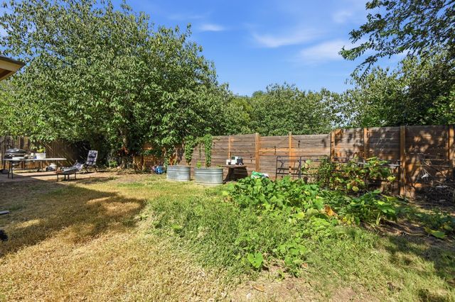 4912 Suburban DR, Austin, TX 78745