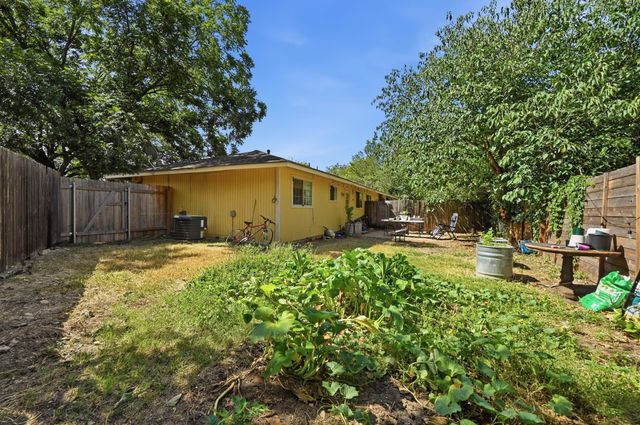 4912 Suburban DR, Austin, TX 78745