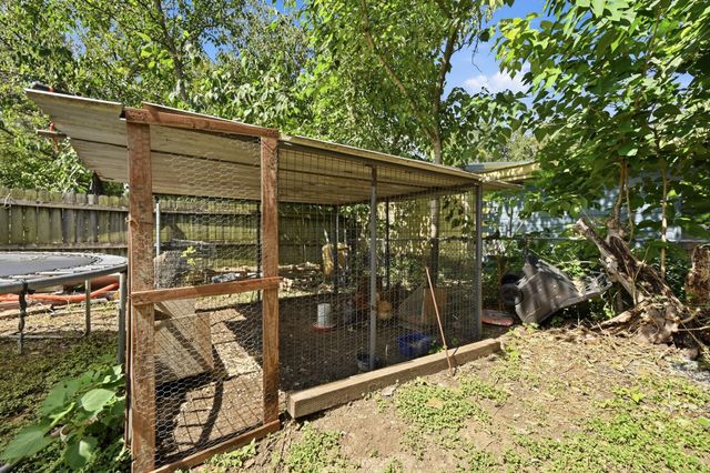 4912 Suburban DR, Austin, TX 78745