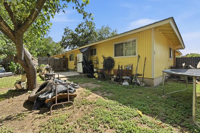4912 Suburban DR, Austin, TX 78745