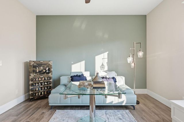 2687 Trenton Avenue, Clovis, CA 93619