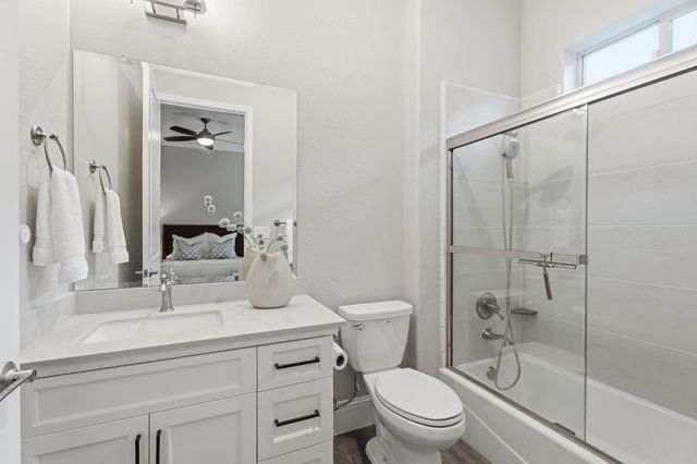 2687 Trenton Avenue, Clovis, CA 93619