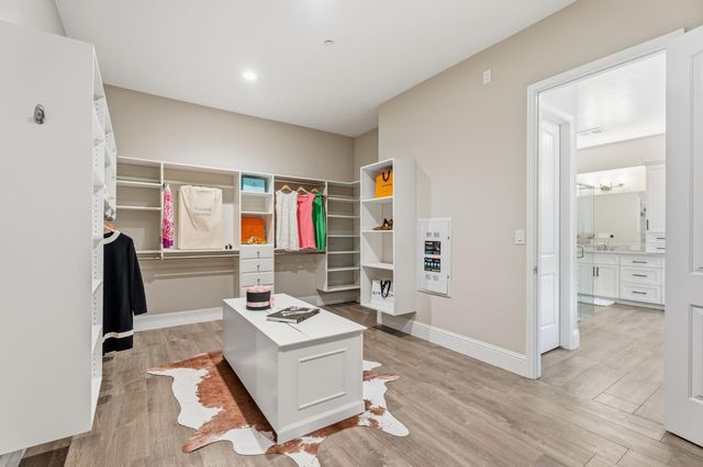 2687 Trenton Avenue, Clovis, CA 93619