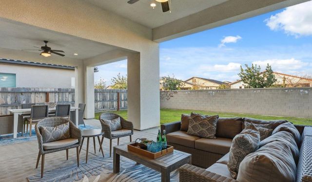 2687 Trenton Avenue, Clovis, CA 93619