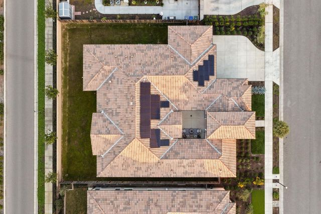 2687 Trenton Avenue, Clovis, CA 93619