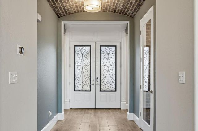 2687 Trenton Avenue, Clovis, CA 93619