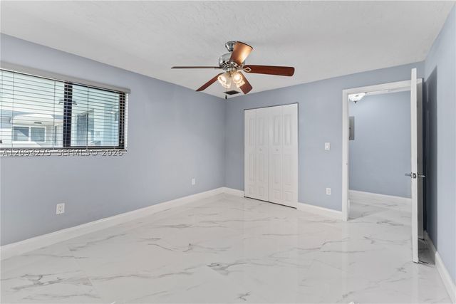 7393 SW 22nd St 7393, Miami, FL 33155