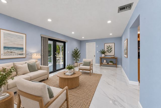 7393 SW 22nd St 7393, Miami, FL 33155