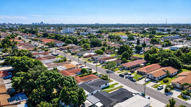 7393 SW 22nd St 7393, Miami, FL 33155