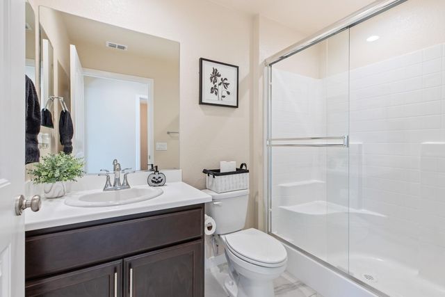 1202 Impression St, Turlock, CA 95380