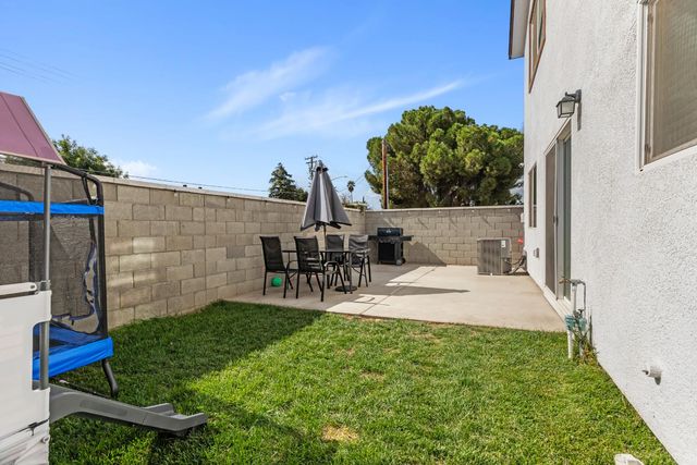 1202 Impression St, Turlock, CA 95380