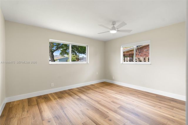 6881 Harding St, Hollywood, FL 33024