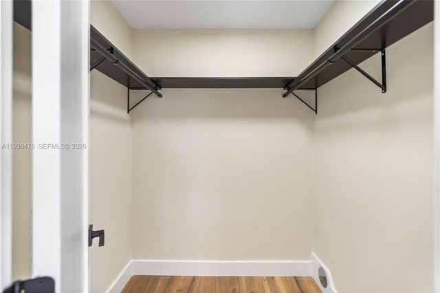 6881 Harding St, Hollywood, FL 33024