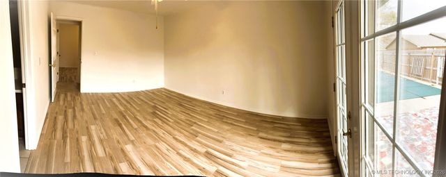 609 Willow Court, Pryor, OK 74361