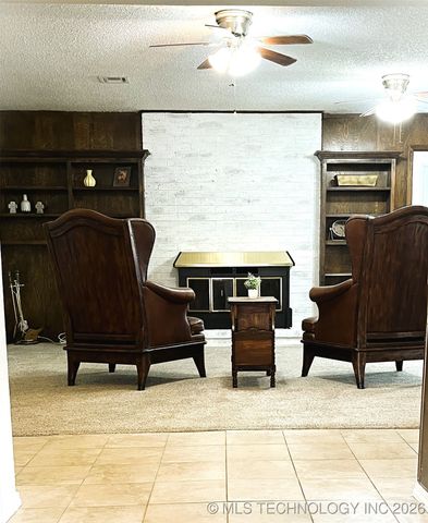 609 Willow Court, Pryor, OK 74361