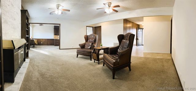 609 Willow Court, Pryor, OK 74361