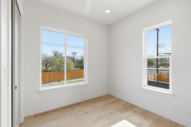 8115 Rockwood LN B, Austin, TX 78757