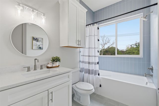 8115 Rockwood LN B, Austin, TX 78757