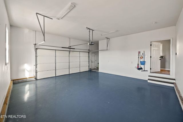 57 Lakeside Drive, Carthage, TN 37030