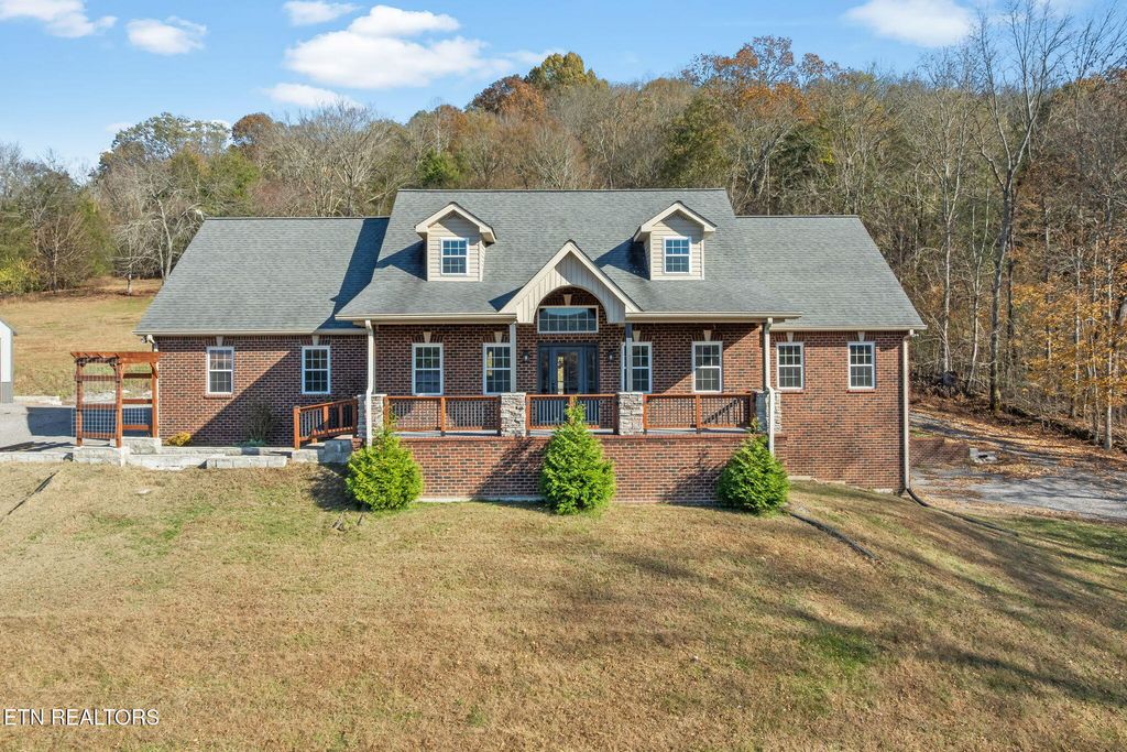 57 Lakeside Drive, Carthage, TN 37030