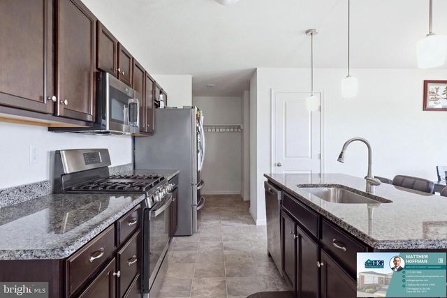 3535 WINTER DR, Dover, PA 17315
