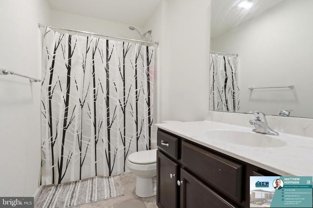3535 WINTER DR, Dover, PA 17315