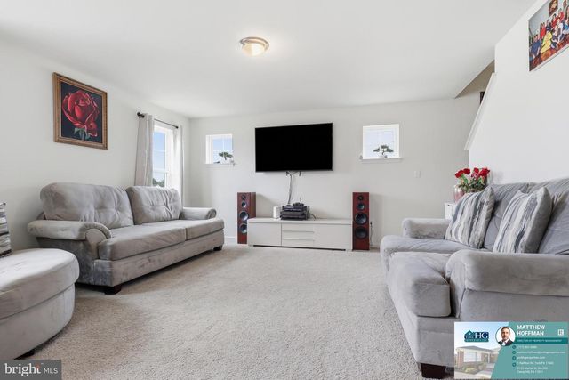 3535 WINTER DR, Dover, PA 17315