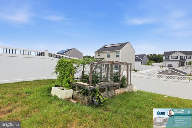 3535 WINTER DR, Dover, PA 17315