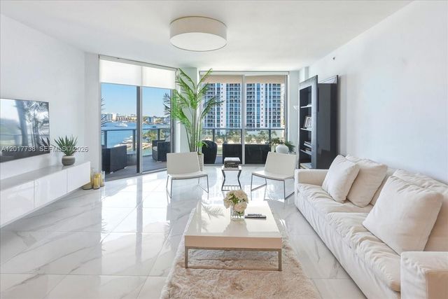 17301 Biscayne Blvd 605, North Miami Beach, FL 33160