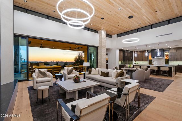 24884 N 90th Way, Scottsdale, AZ 85255