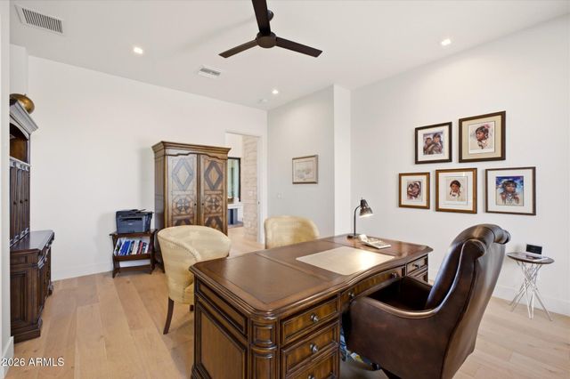 24884 N 90th Way, Scottsdale, AZ 85255