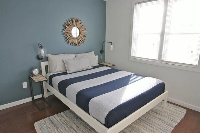 70 Houston Avenue 70, Newport, RI 02840