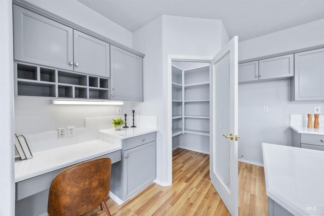 2127 S Whisper Cove Way, Boise, ID 83709