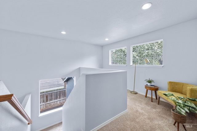 2127 S Whisper Cove Way, Boise, ID 83709