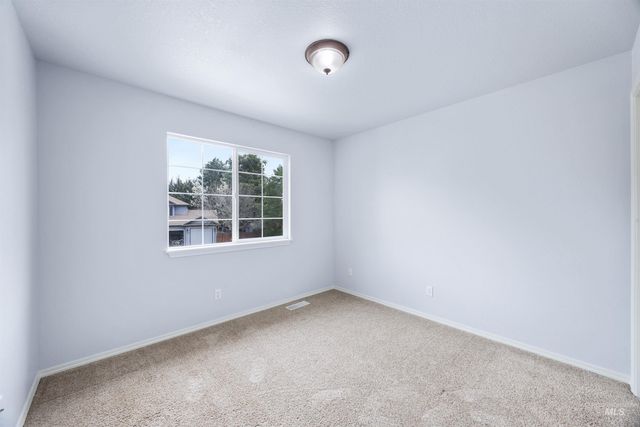 2127 S Whisper Cove Way, Boise, ID 83709