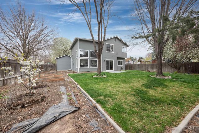 2127 S Whisper Cove Way, Boise, ID 83709