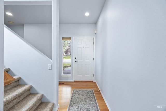 2127 S Whisper Cove Way, Boise, ID 83709