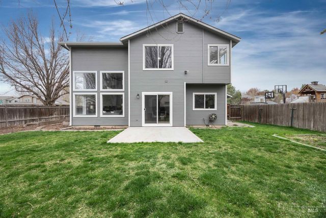 2127 S Whisper Cove Way, Boise, ID 83709