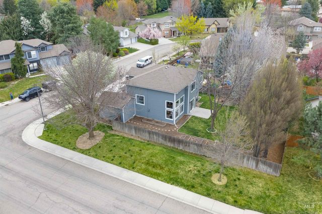 2127 S Whisper Cove Way, Boise, ID 83709