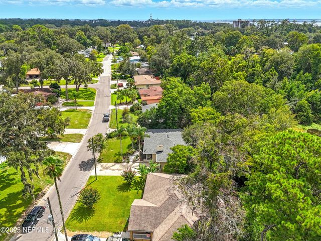 5252 ROLLINS Avenue, Jacksonville, FL 32207