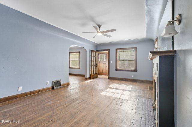 2817 Algonquin Parkway, Toledo, OH 43606