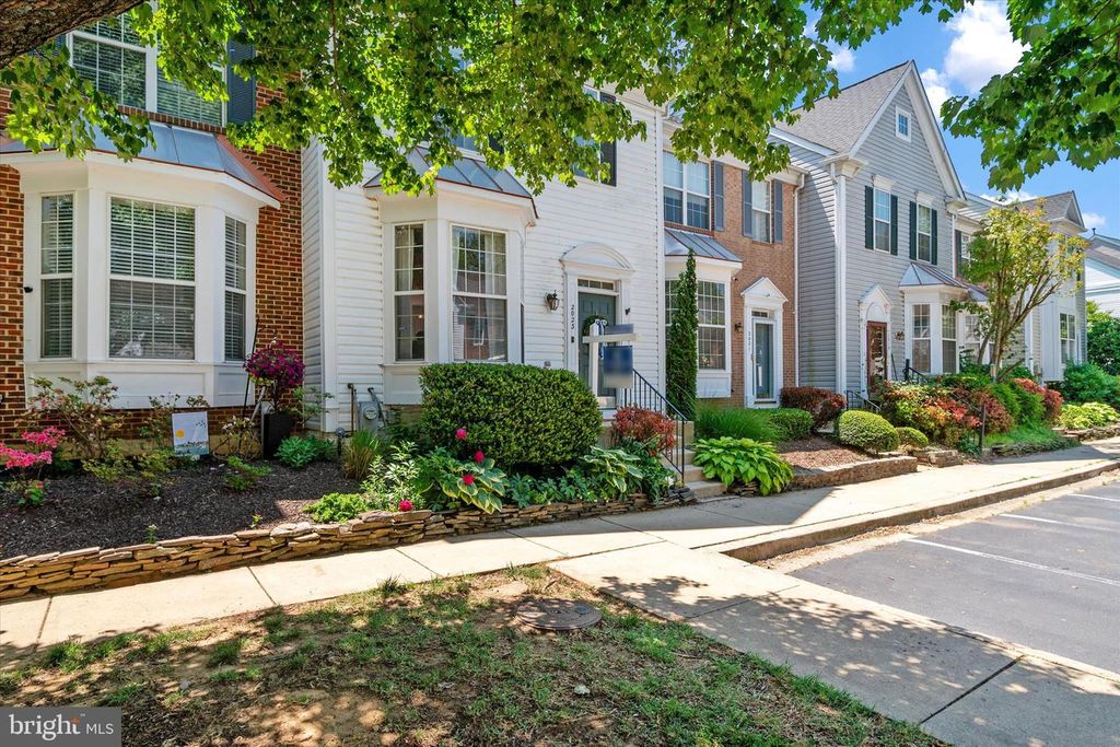 Image 1 of property listing at 2023 PURITAN TER, Annapolis, MD 21401