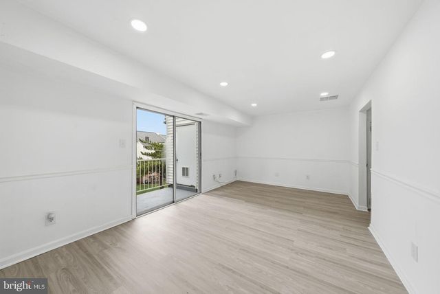 14455 TURIN LN, Centreville, VA 20121