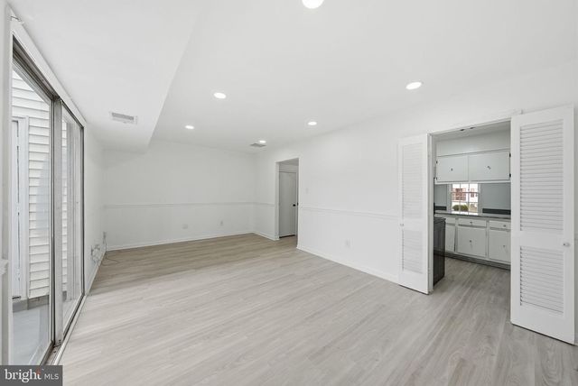 14455 TURIN LN, Centreville, VA 20121