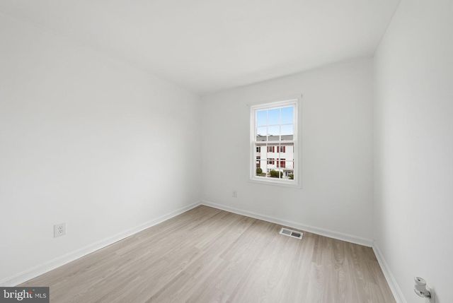 14455 TURIN LN, Centreville, VA 20121