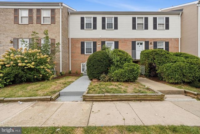 14455 TURIN LN, Centreville, VA 20121