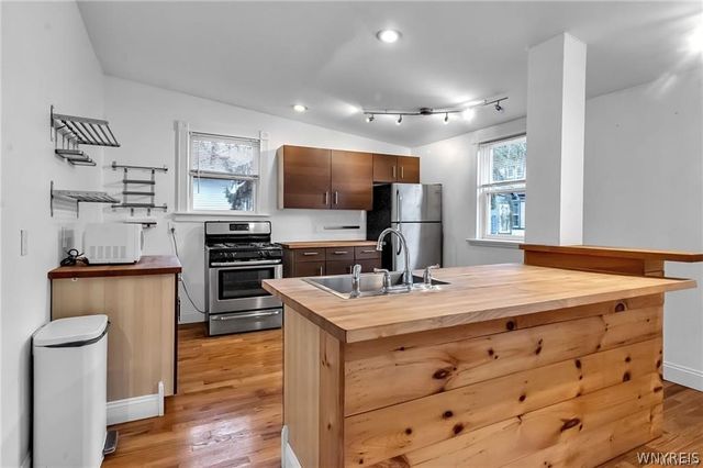 575 Upper Auburn Avenue, Buffalo, NY 14222