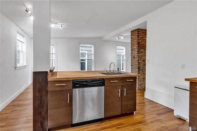 575 Upper Auburn Avenue, Buffalo, NY 14222