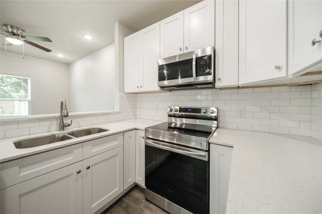 1014 Ford Street, Denison, TX 75020