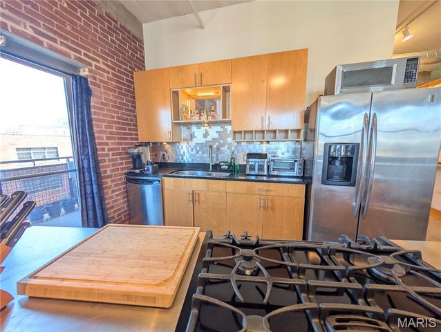 1627 Locust Street 706, St Louis, MO 63103